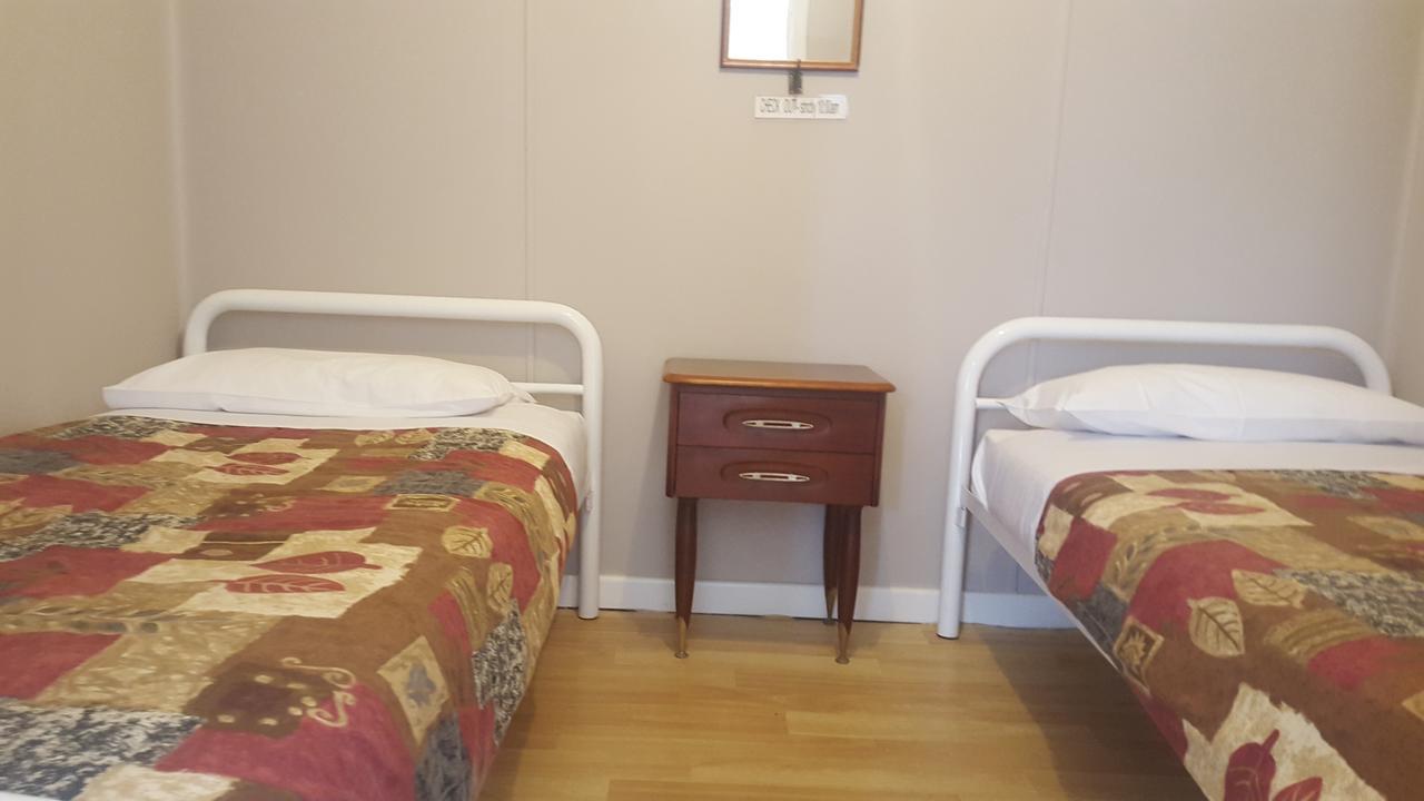 Tingle All Over Budget Accommodation Волпол Екстер'єр фото