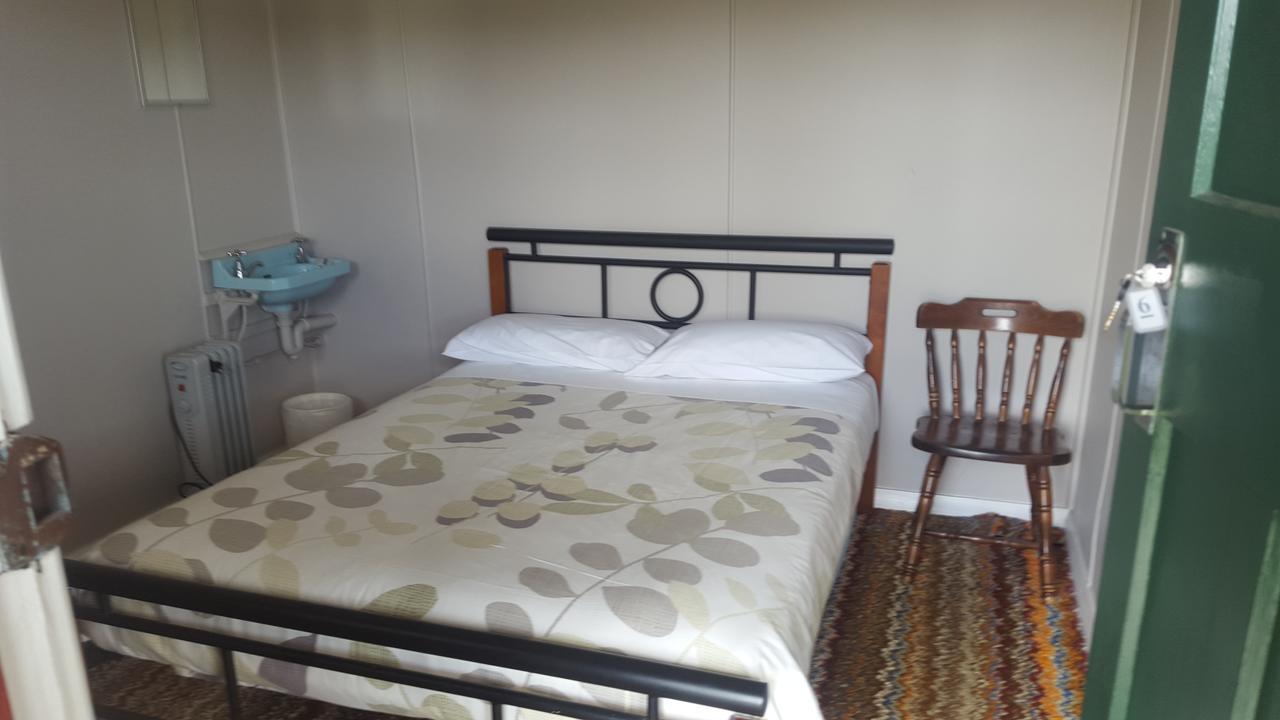 Tingle All Over Budget Accommodation Волпол Екстер'єр фото