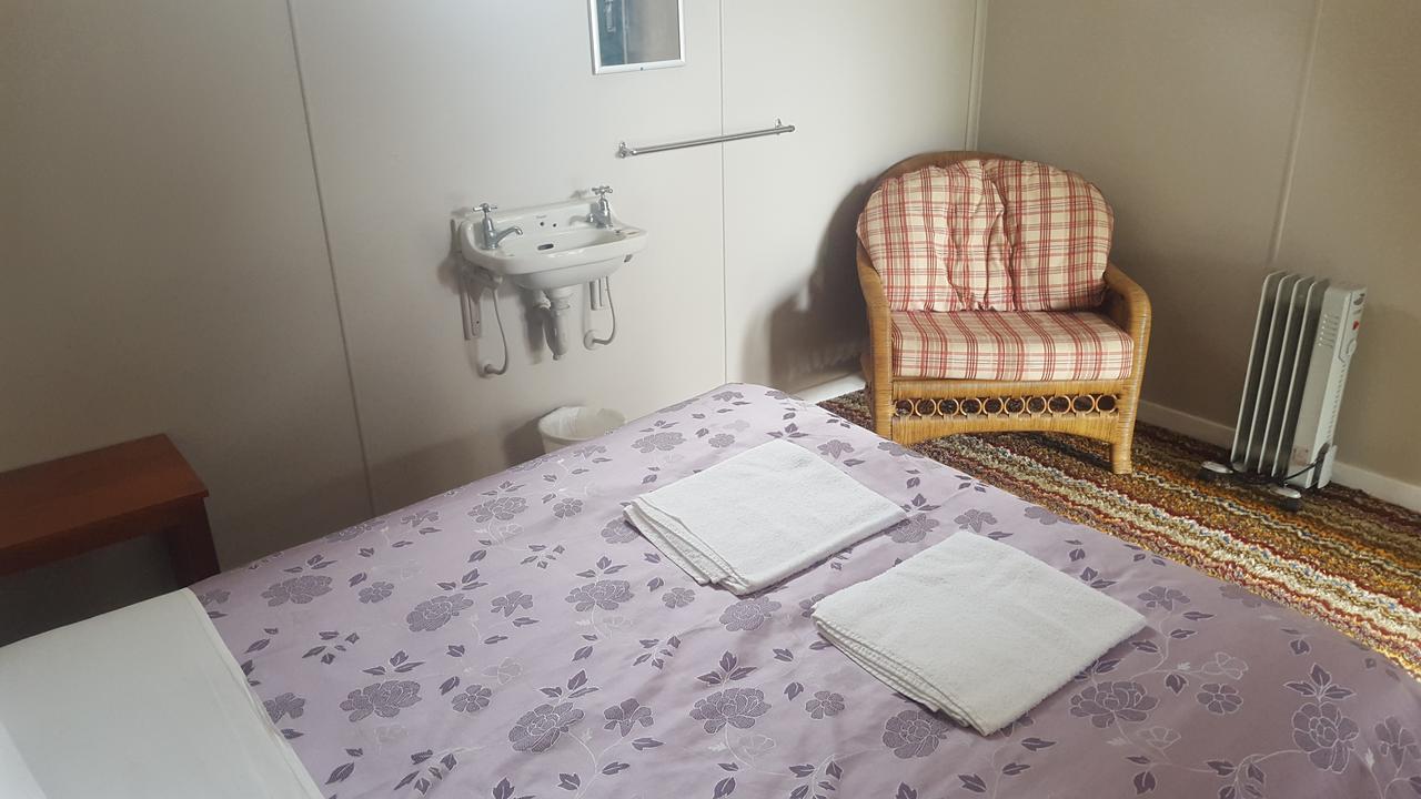 Tingle All Over Budget Accommodation Волпол Екстер'єр фото